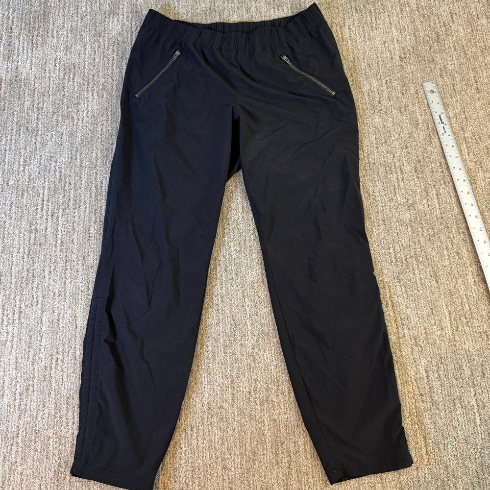 Athleta Trekkie North Jogger Pants Black Tapered Hiking Travel Women Size M